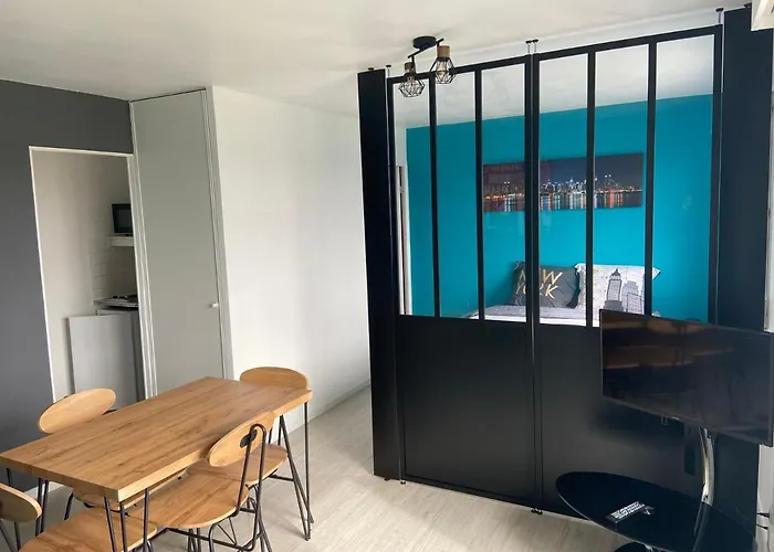 Grand Lumineux Memorial Caen